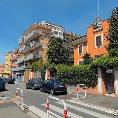 A 10 Minuti Dal Vaticano Rome